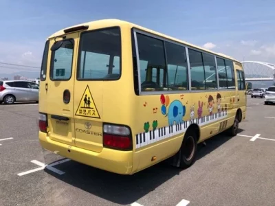 Toyota COASTER