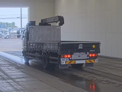 Mitsubishi FUSO FIGHTER