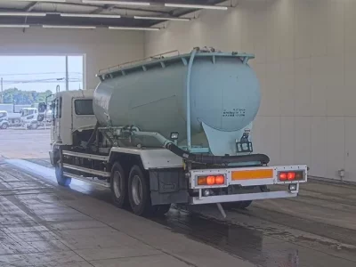 Hino PROFIA