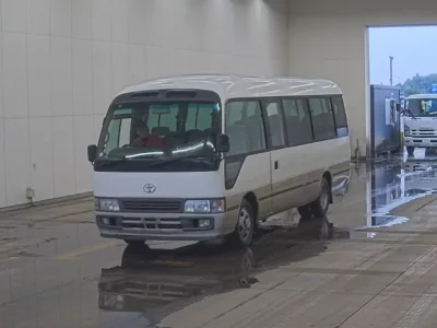 Toyota COASTER