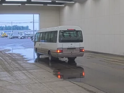 Toyota COASTER
