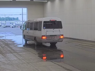 Toyota COASTER