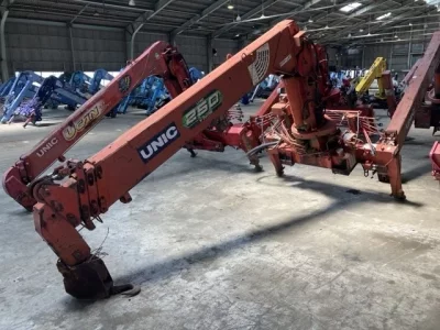 OTHERS UNIC CRANE