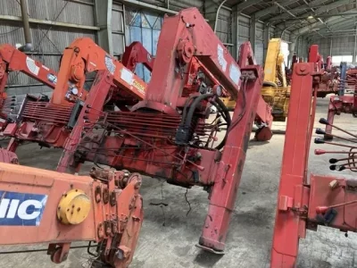 OTHERS UNIC CRANE