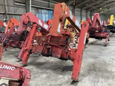 OTHERS UNIC CRANE