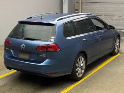 Volkswagen GOLF VARIANT
