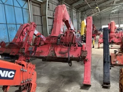 OTHERS UNIC CRANE
