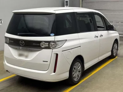 Mazda BIANTE