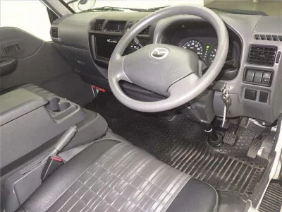 Mazda BONGO VAN