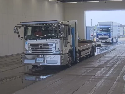 Hino TRUCK