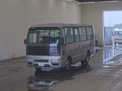 Isuzu JOURNEY