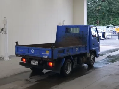 Mazda TITAN