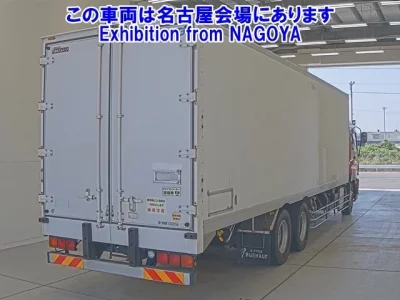 Isuzu TRUCK