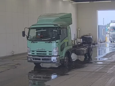 Isuzu FORWARD