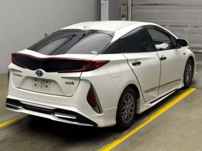 Toyota PRIUS PHV