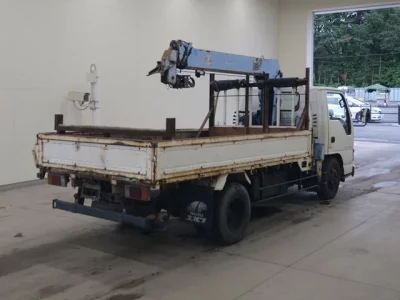 Isuzu ELF