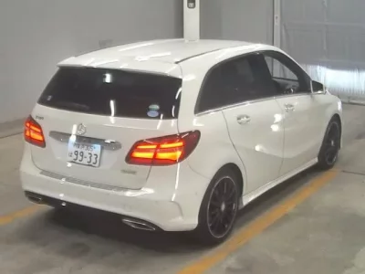 Mercedes-Benz B CLASS