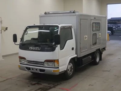 Isuzu ELF