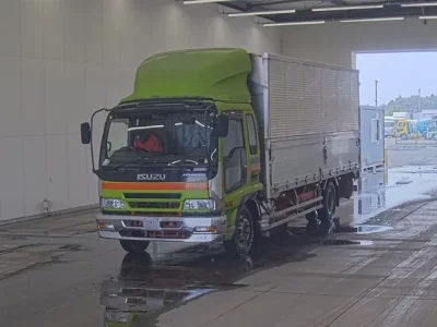 Isuzu FORWARD