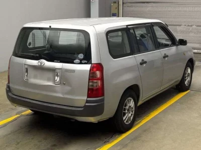 Toyota SUCCEED