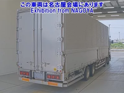Hino TRUCK