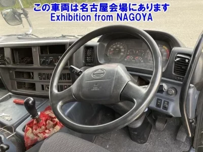 Hino TRUCK