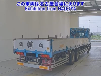 Nissan TRUCK