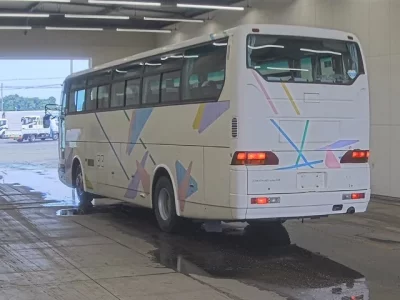 Mitsubishi BUS