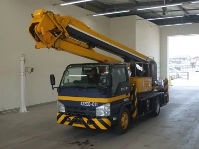 Isuzu ELF