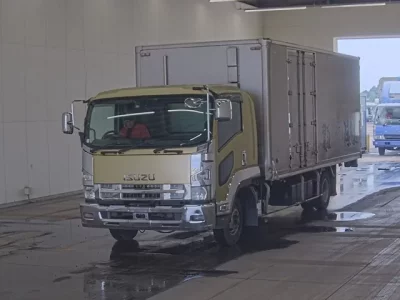 Isuzu FORWARD