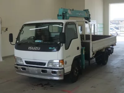Isuzu ELF