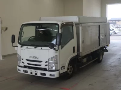 Isuzu ELF