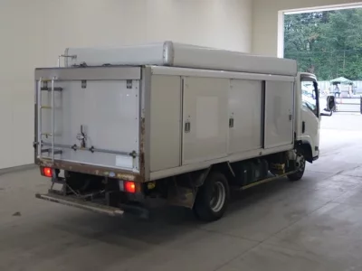 Isuzu ELF