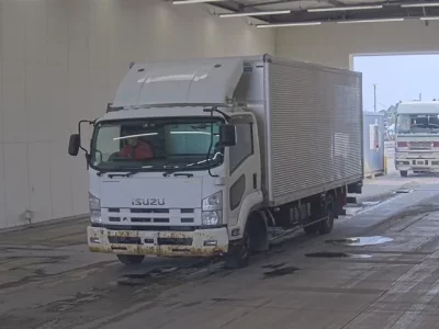 Isuzu FORWARD