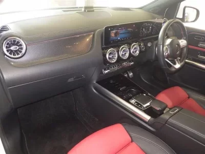 Mercedes-Benz B CLASS