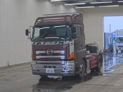 Hino TRUCK