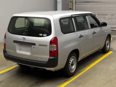 Toyota SUCCEED