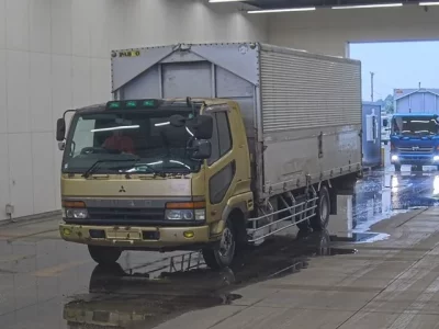Mitsubishi FUSO FIGHTER