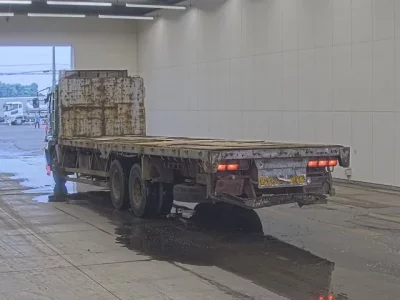 Hino TRUCK