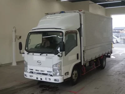 Mazda TITAN