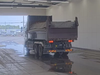 Hino TRUCK