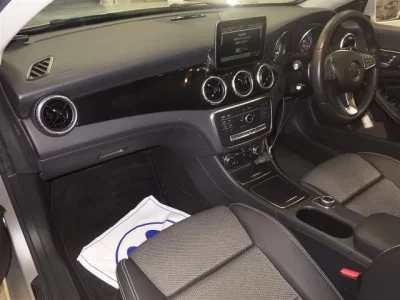 Mercedes-Benz CLA CLASS