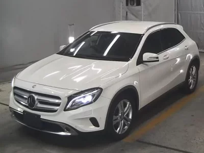 Mercedes-Benz GLA CLASS