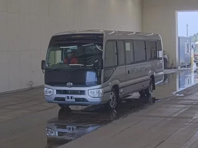 Toyota COASTER