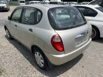 Daihatsu STORIA