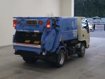 Isuzu ELF
