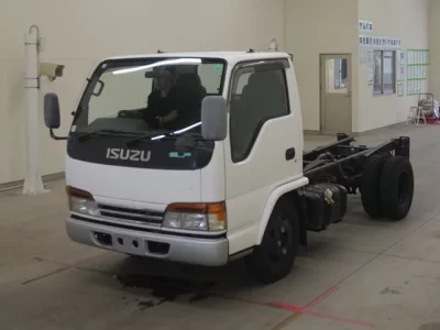 Isuzu ELF