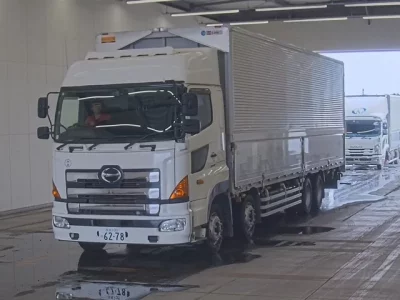 Hino PROFIA