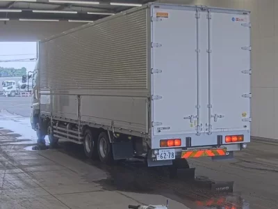 Hino PROFIA