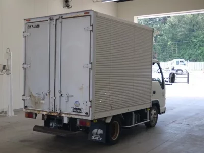 Isuzu ELF